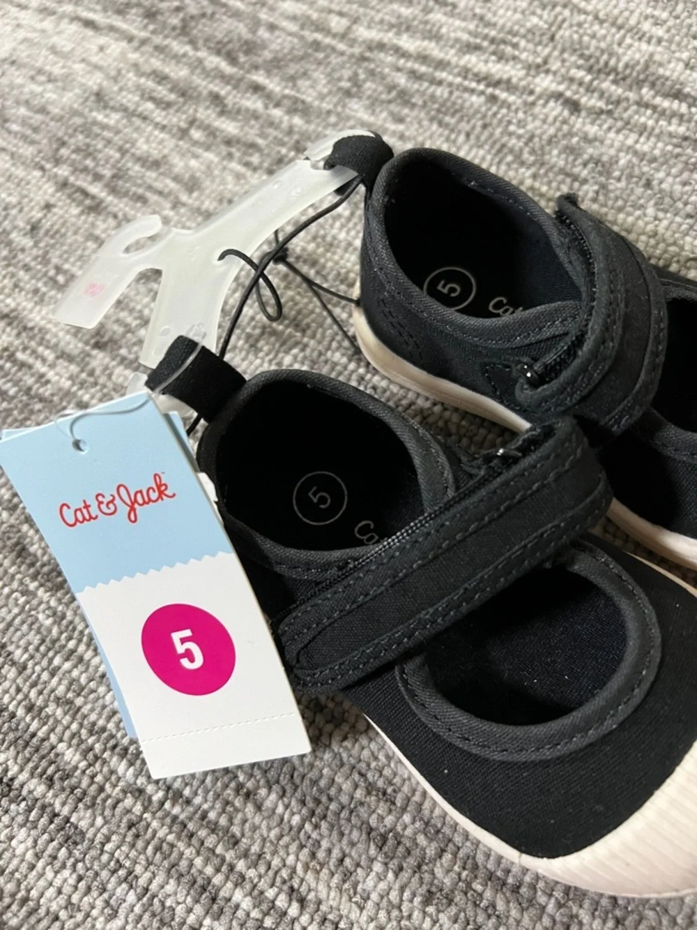 Cat & Jack Toddler Marina Hook and Loop Closure Mary Jane Sneakers Size 5